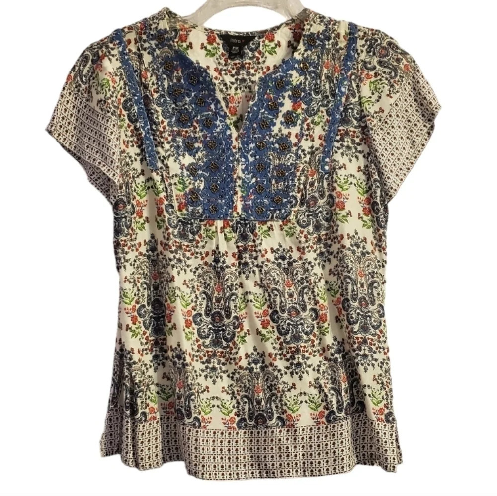 Intro Women's Floral Embroidered Beaded Peasant Top White/Blue M Petite
